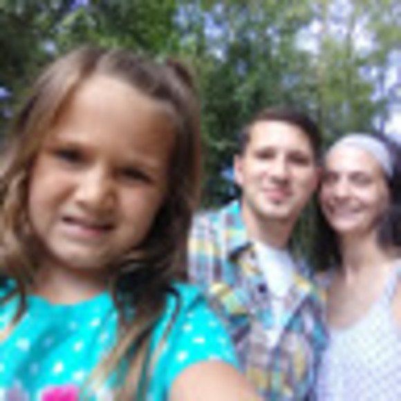 Meet your Posher, Amber - Picture 1 of 1